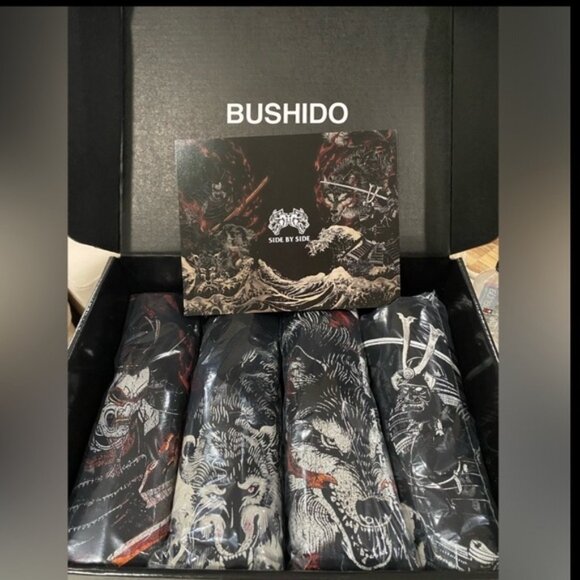 Darc Sport SAMURAI COURAGE "SIDE BY SIDE" OVERSIZED TEE IN BLACK - Picture 2 of 12